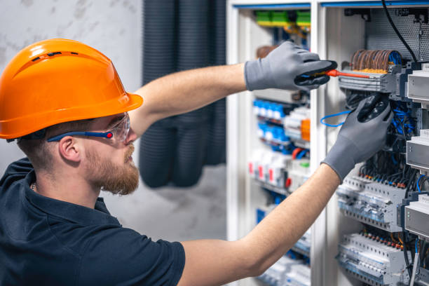 Best Affordable Emergency Electrician  in Tomah, WI